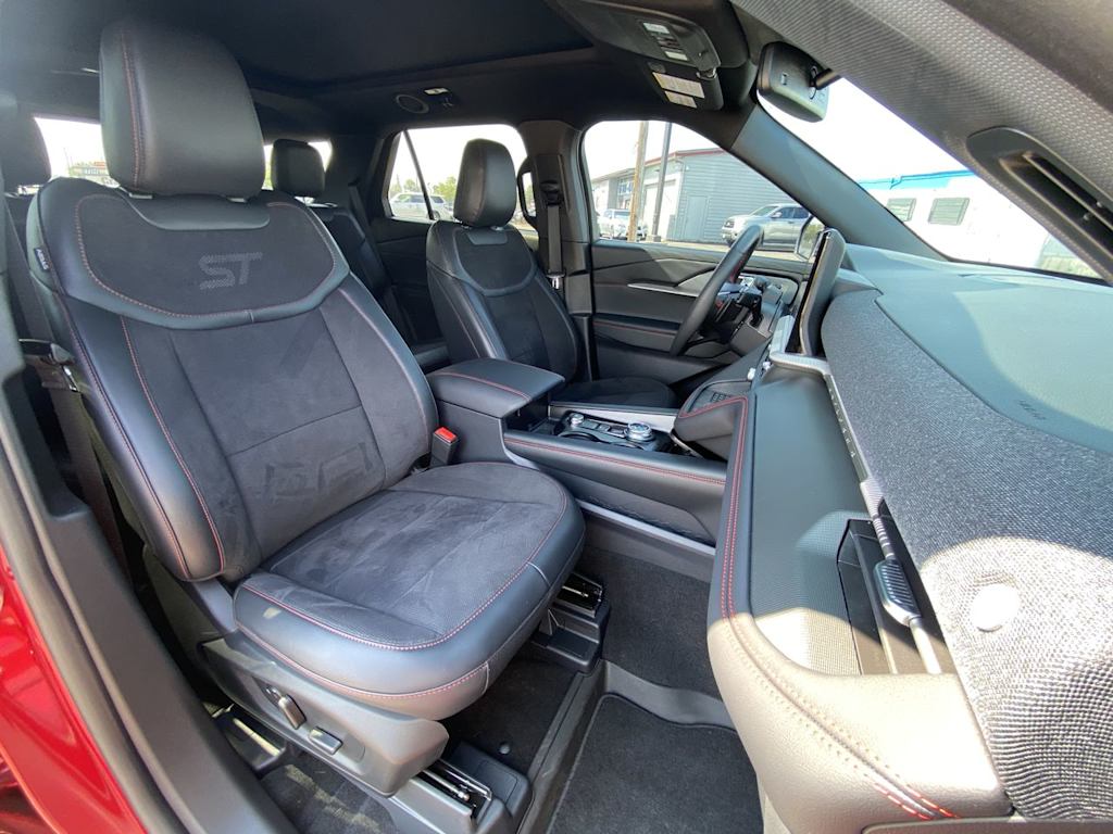 Thumbnail: 2025 Ford Explorer - 10