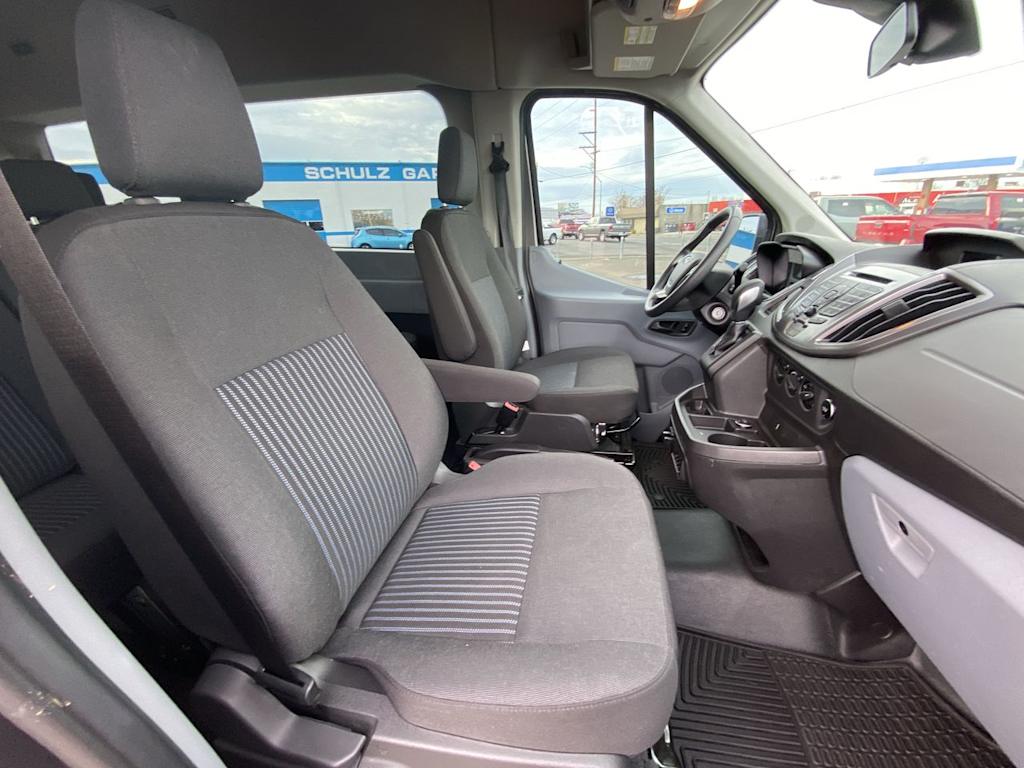 Thumbnail: 2019 Ford Transit Series - 25