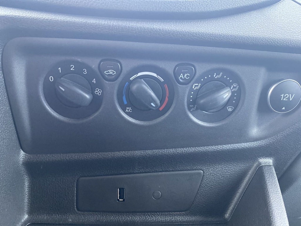 Thumbnail: 2019 Ford Transit Series - 22