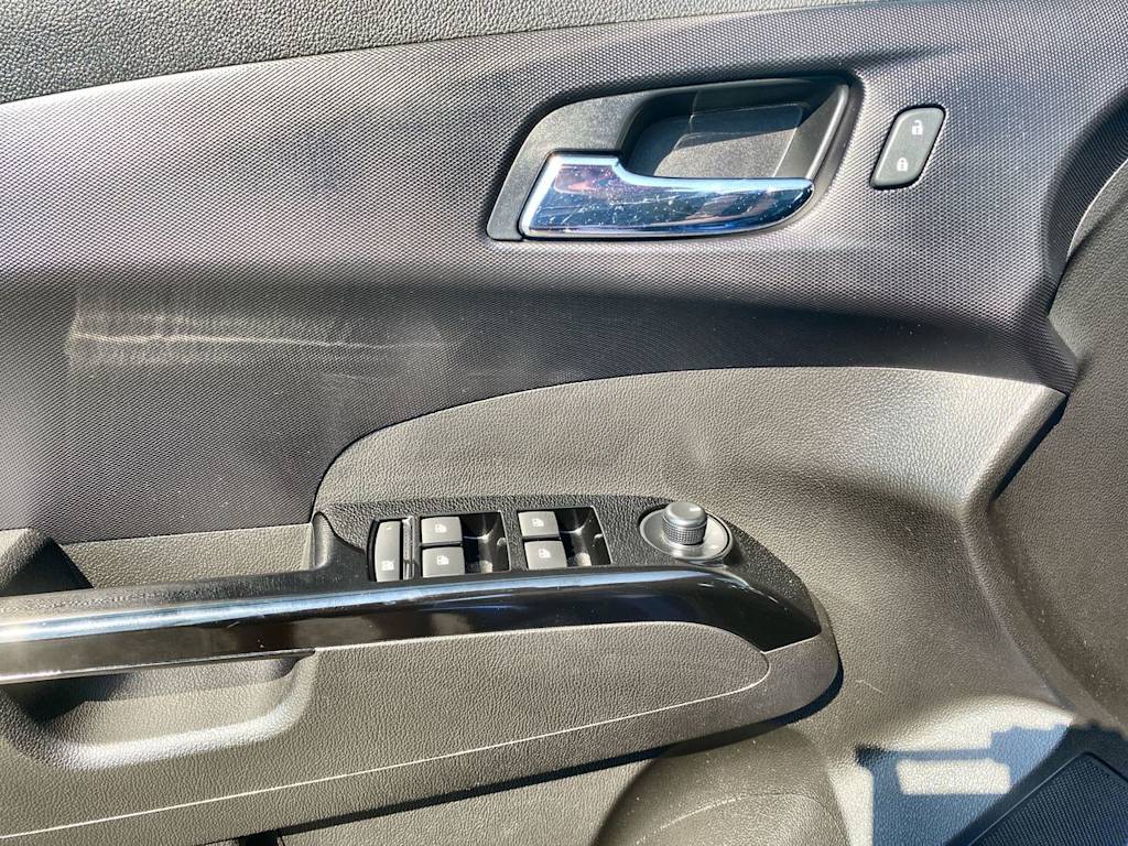 Thumbnail: 2020 Chevrolet Sonic - 20