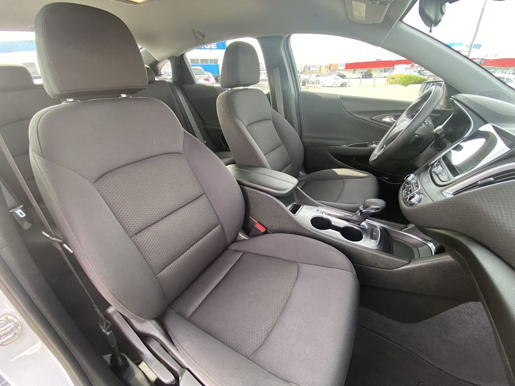 2023 Chevrolet Malibu LT 10