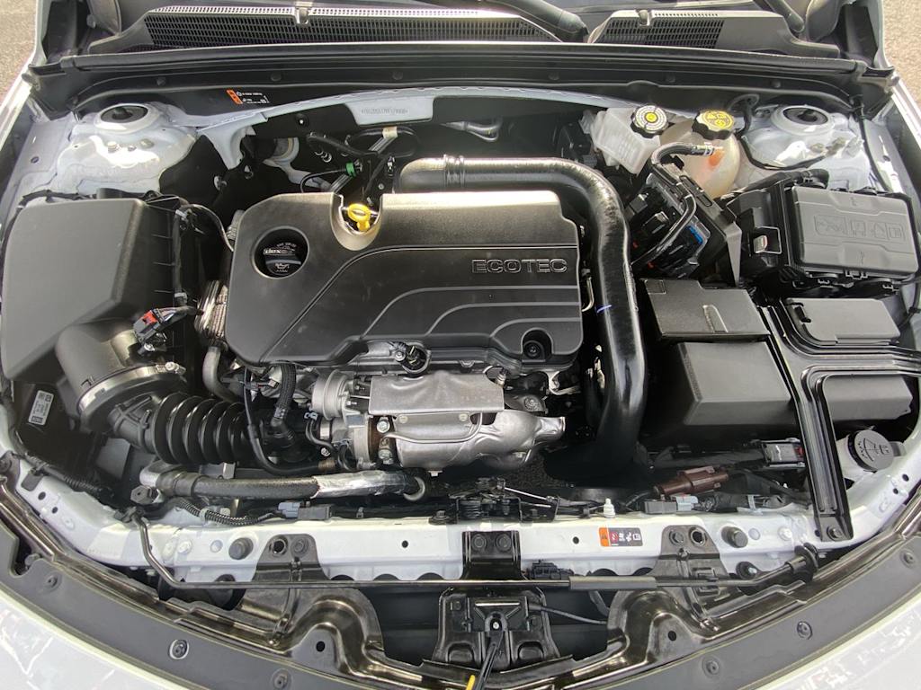 2023 Chevrolet Malibu LT 8
