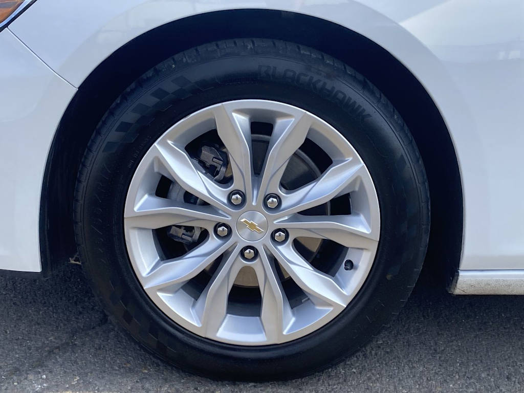 Thumbnail: 2024 Chevrolet Malibu - 6