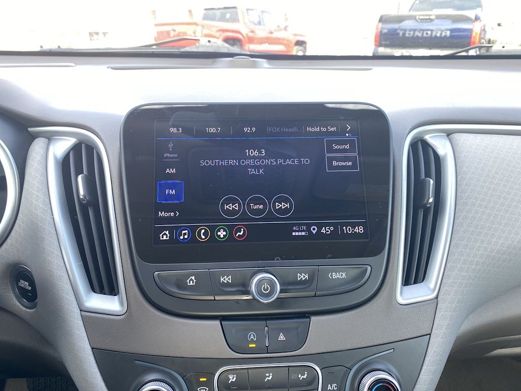 Thumbnail: 2024 Chevrolet Malibu - 11