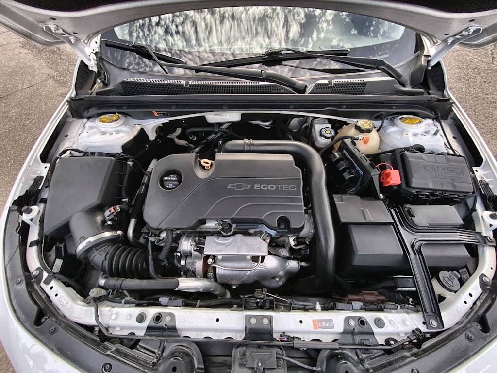 Thumbnail: 2017 Chevrolet Malibu - 7