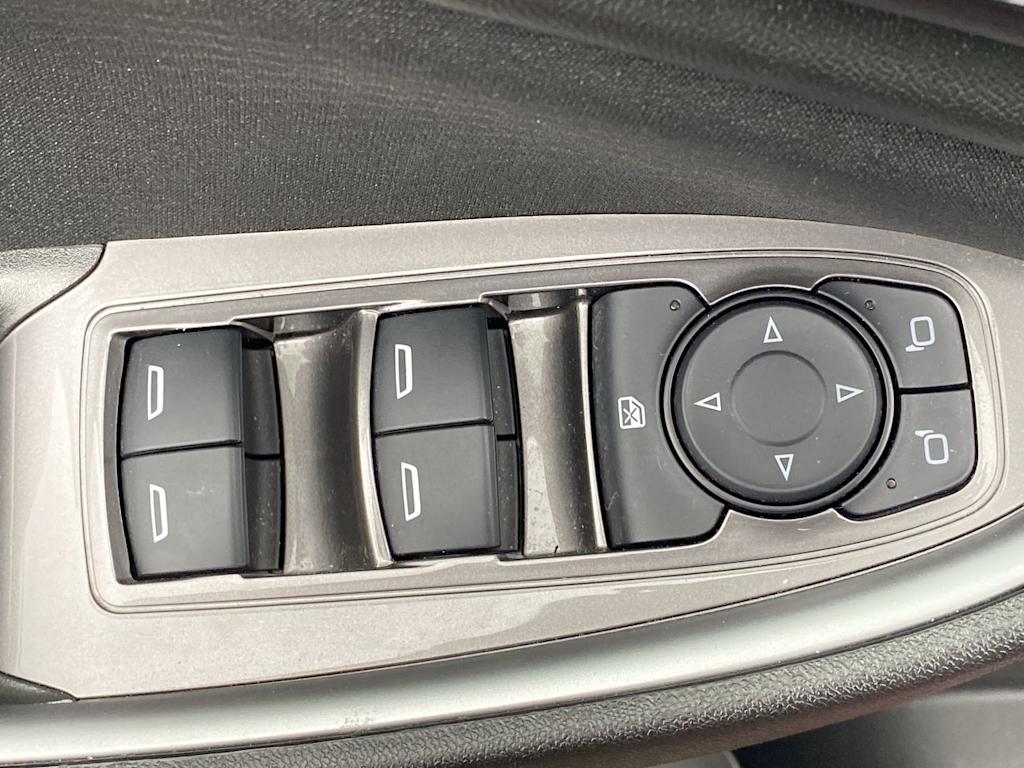 Thumbnail: 2024 Chevrolet Malibu - 21