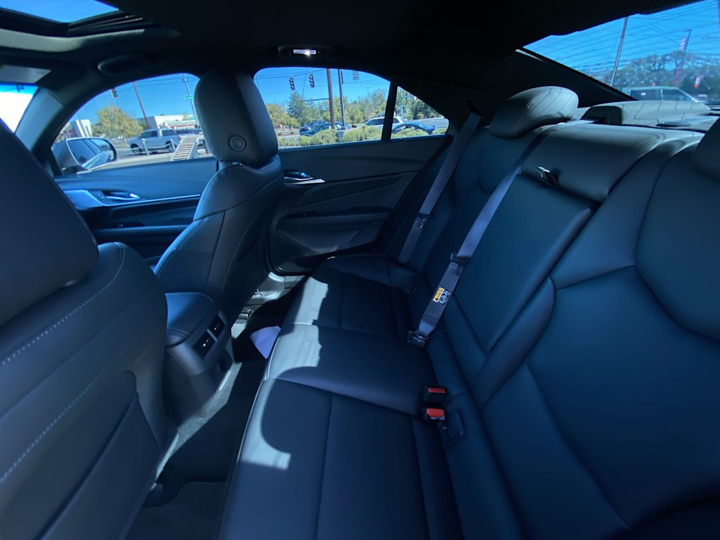 Thumbnail: 2024 Cadillac CT4 - 9