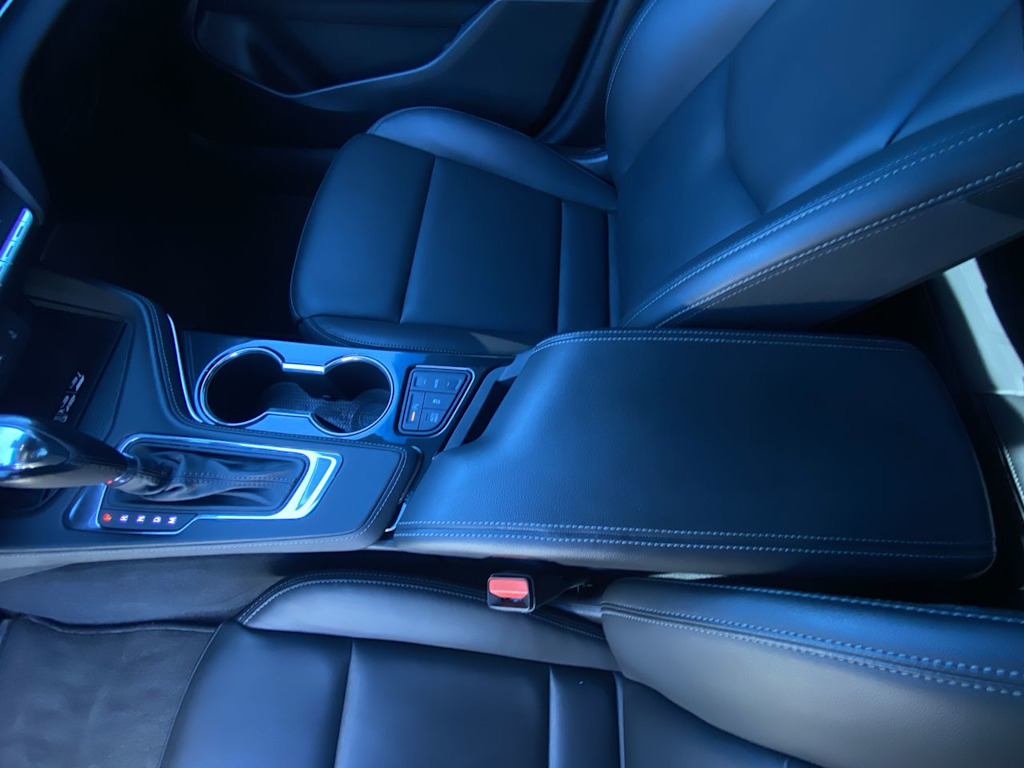 Thumbnail: 2024 Cadillac CT4 - 25