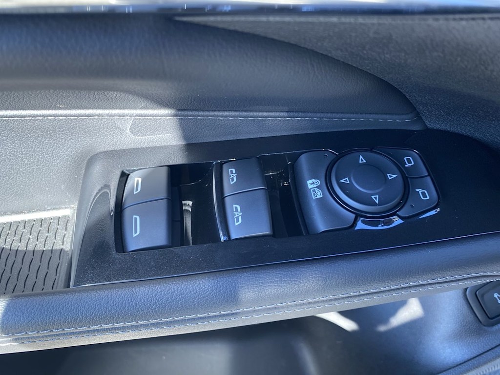 Thumbnail: 2024 Cadillac CT4 - 22