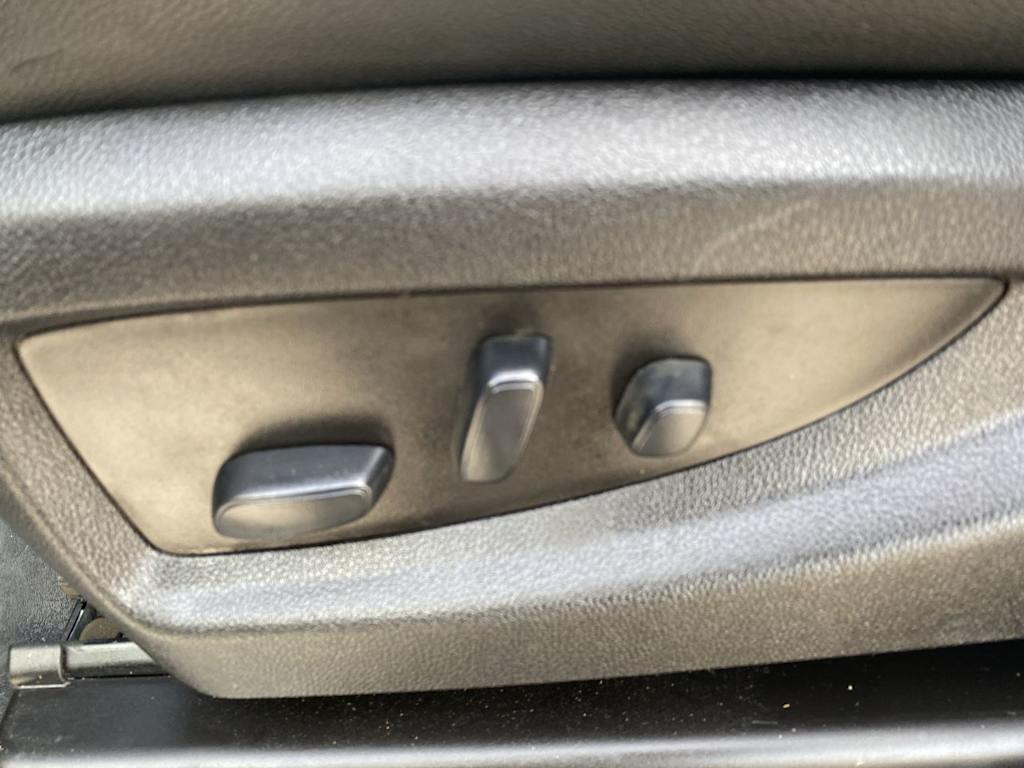 Thumbnail: 2019 Chevrolet Silverado 2500 - 19
