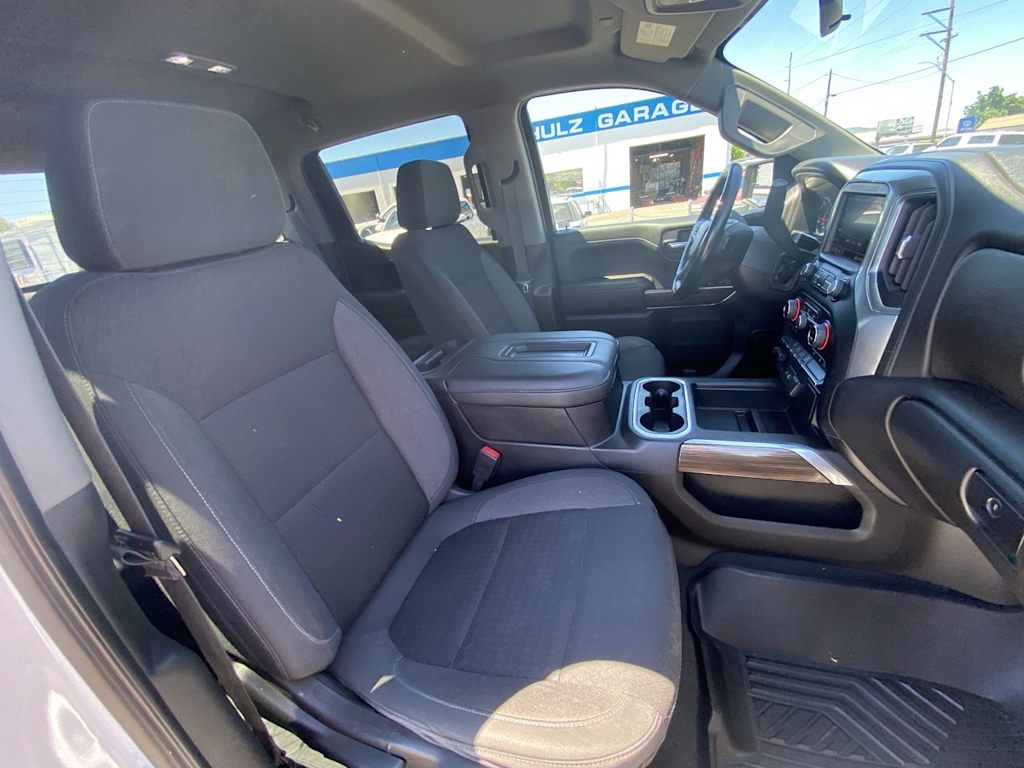 Thumbnail: 2021 Chevrolet Silverado 1500 - 9