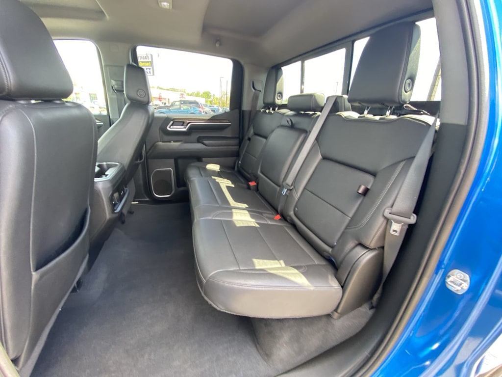 Thumbnail: 2022 Chevrolet Silverado 1500 - 9