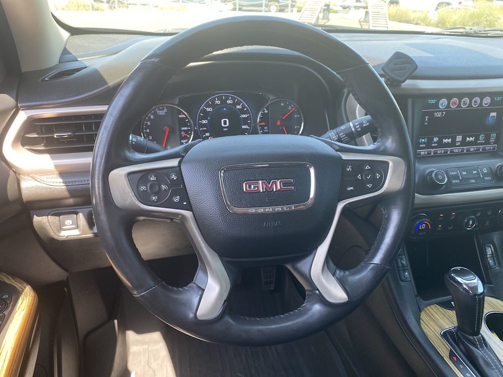 Thumbnail: 2017 GMC Acadia - 2