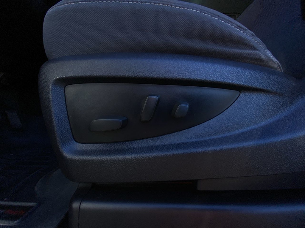 Thumbnail: 2015 GMC Yukon - 20