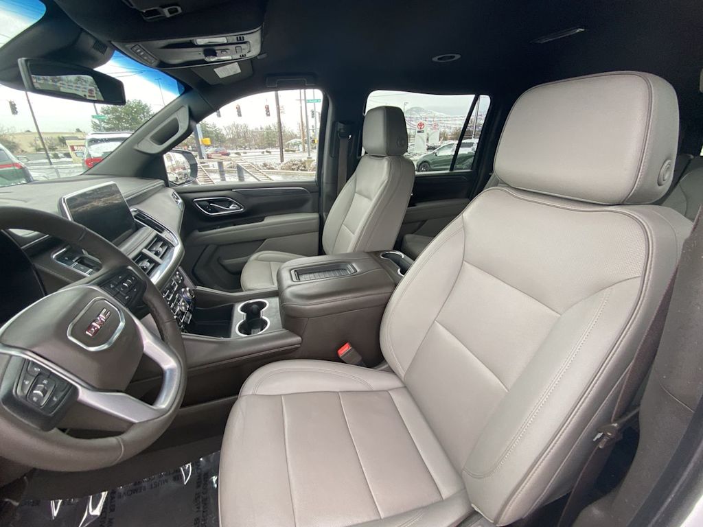 Thumbnail: 2023 GMC Yukon XL - 7