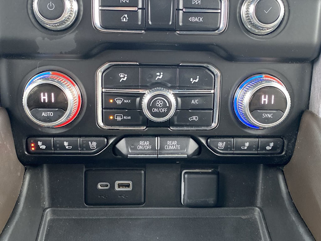 Thumbnail: 2023 GMC Yukon XL - 24