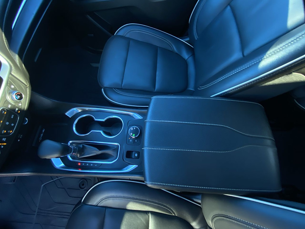 Thumbnail: 2023 Chevrolet Traverse - 24