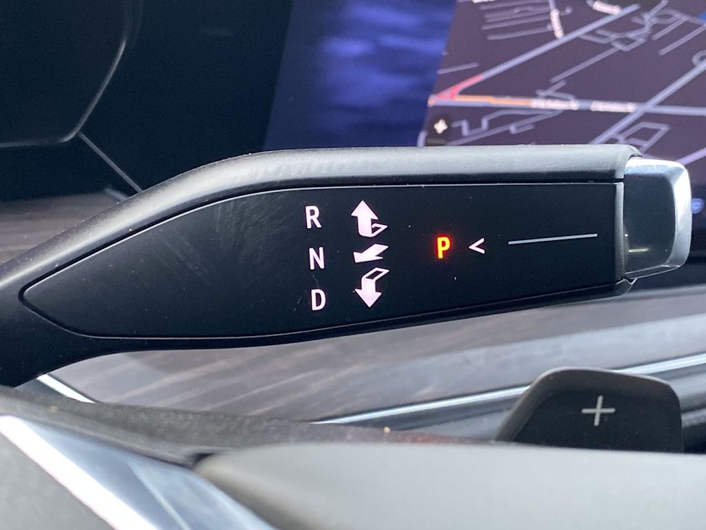 Thumbnail: 2025 Chevrolet Suburban - 24