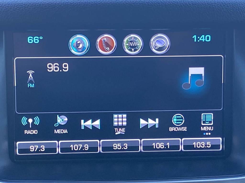 Thumbnail: 2019 Chevrolet Suburban - 14