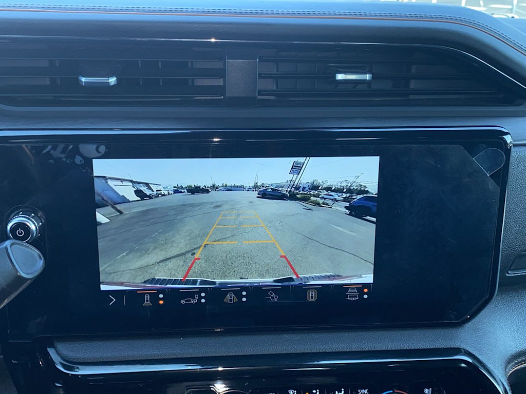 Thumbnail: 2024 GMC Sierra 2500 - 22