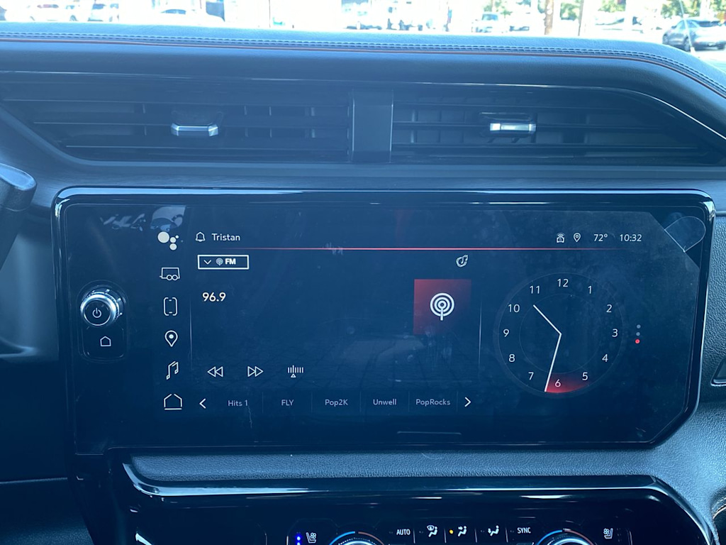 Thumbnail: 2024 GMC Sierra 2500 - 11