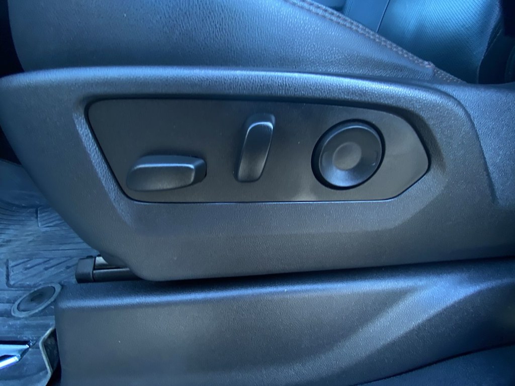 Thumbnail: 2024 GMC Sierra 2500 - 20