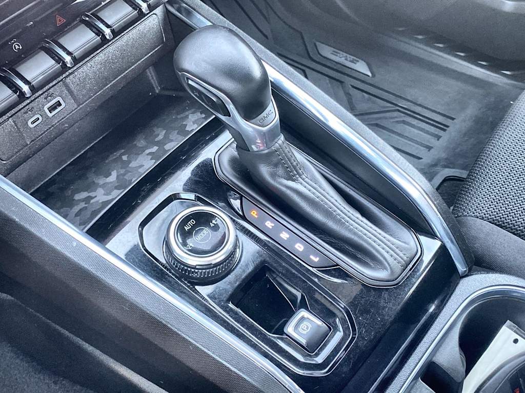 Thumbnail: 2023 GMC Canyon - 12