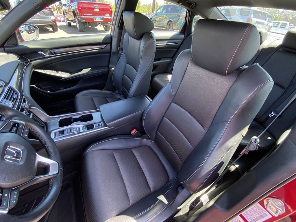 Thumbnail: 2018 Honda Accord - 9