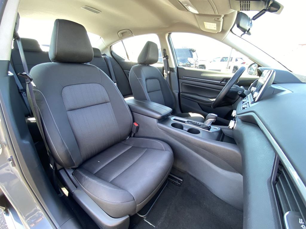 Thumbnail: 2025 Nissan Altima - 8