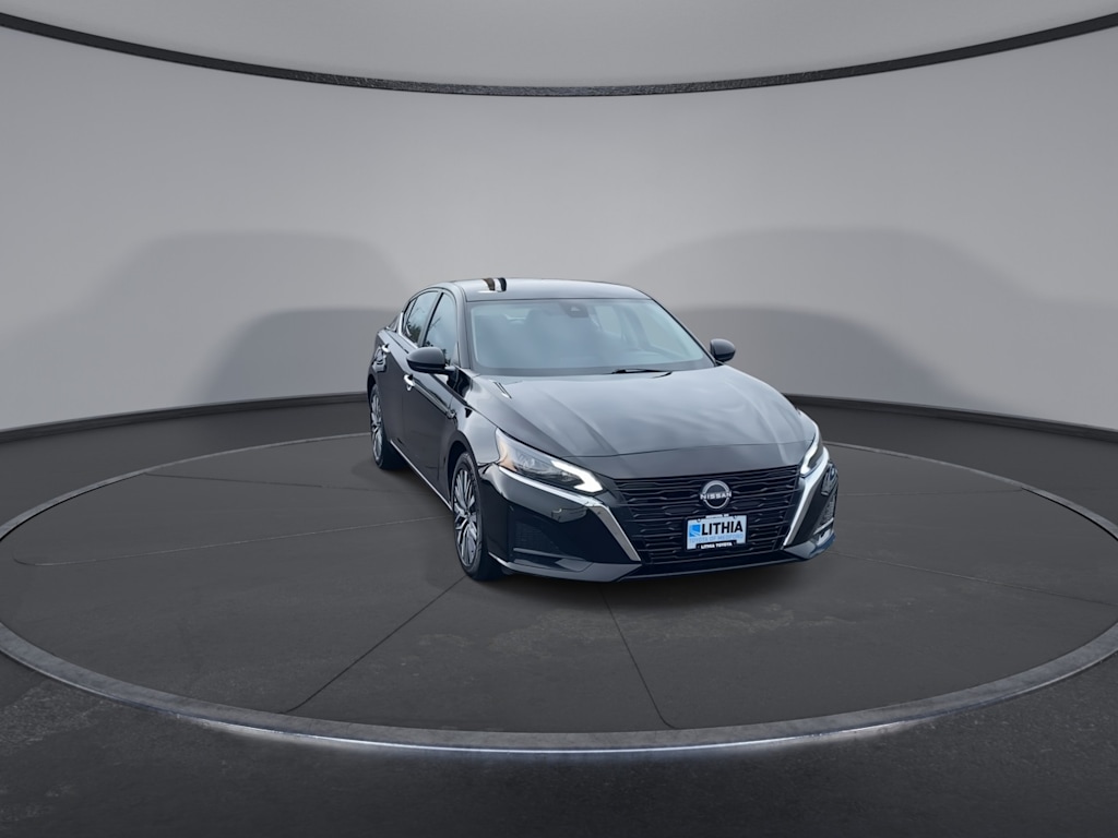 Thumbnail: 2025 Nissan Altima - 5