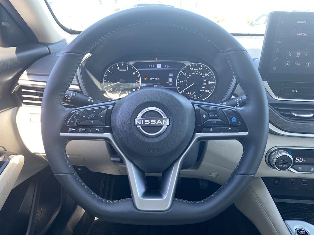 Thumbnail: 2025 Nissan Altima - 2