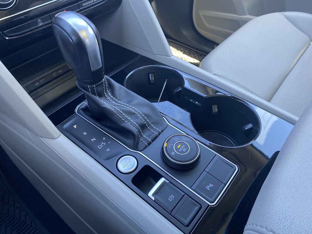 Thumbnail: 2021 Volkswagen Atlas - 13