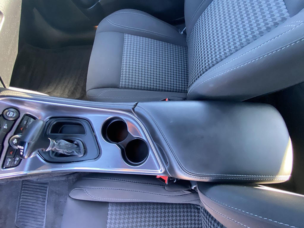 Thumbnail: 2017 Dodge Challenger - 24