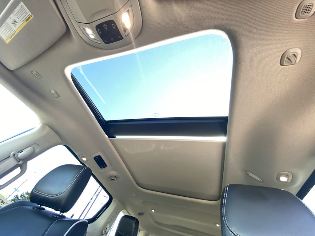 Thumbnail: 2022 Chrysler Pacifica - 26