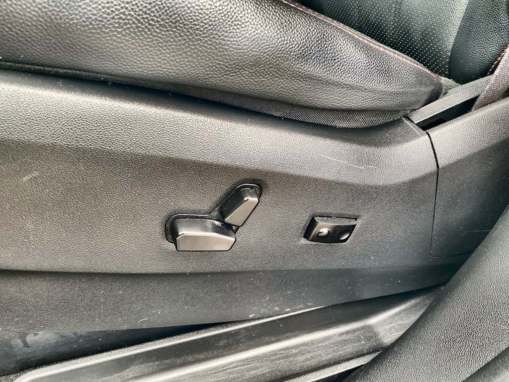 Thumbnail: 2019 Dodge Grand Caravan - 19