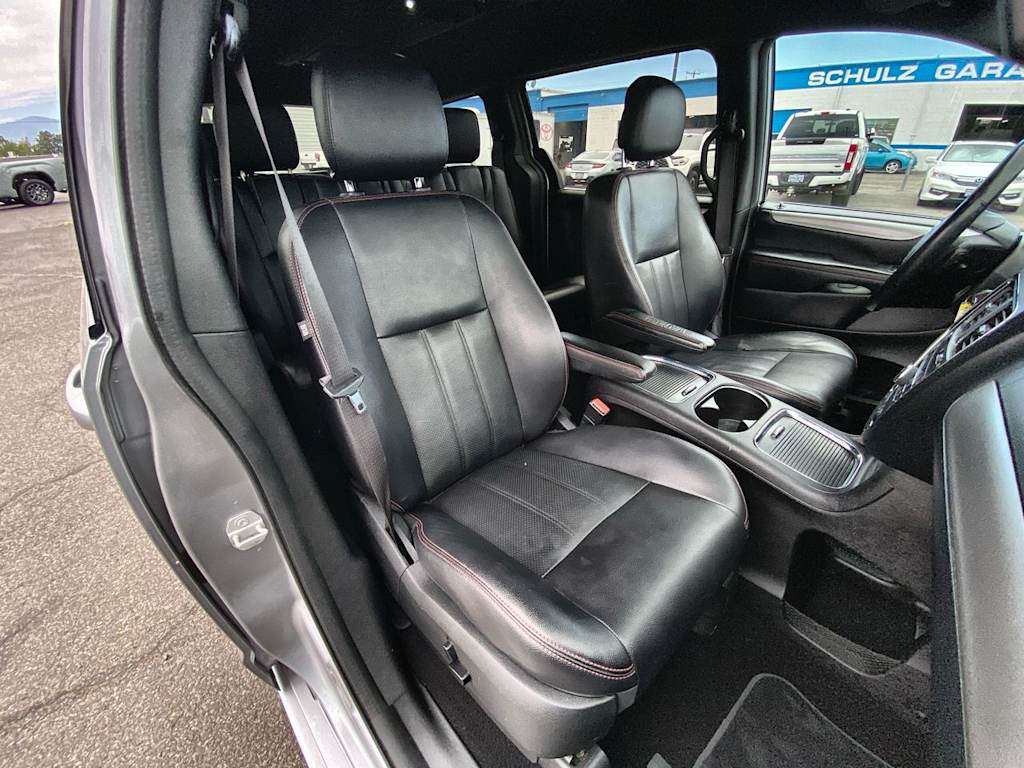 Thumbnail: 2019 Dodge Grand Caravan - 25