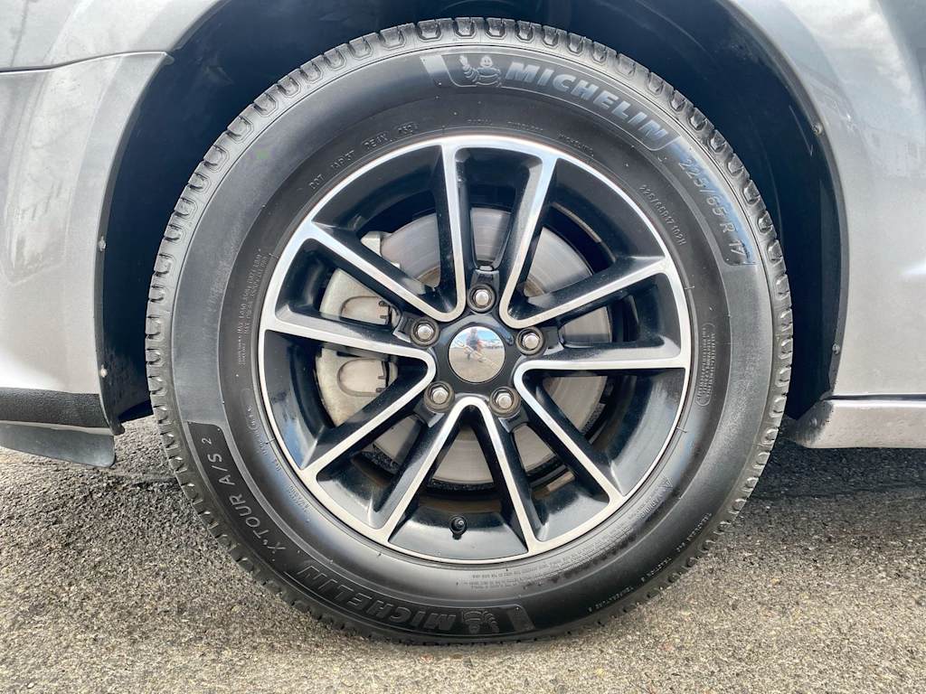 Thumbnail: 2019 Dodge Grand Caravan - 5