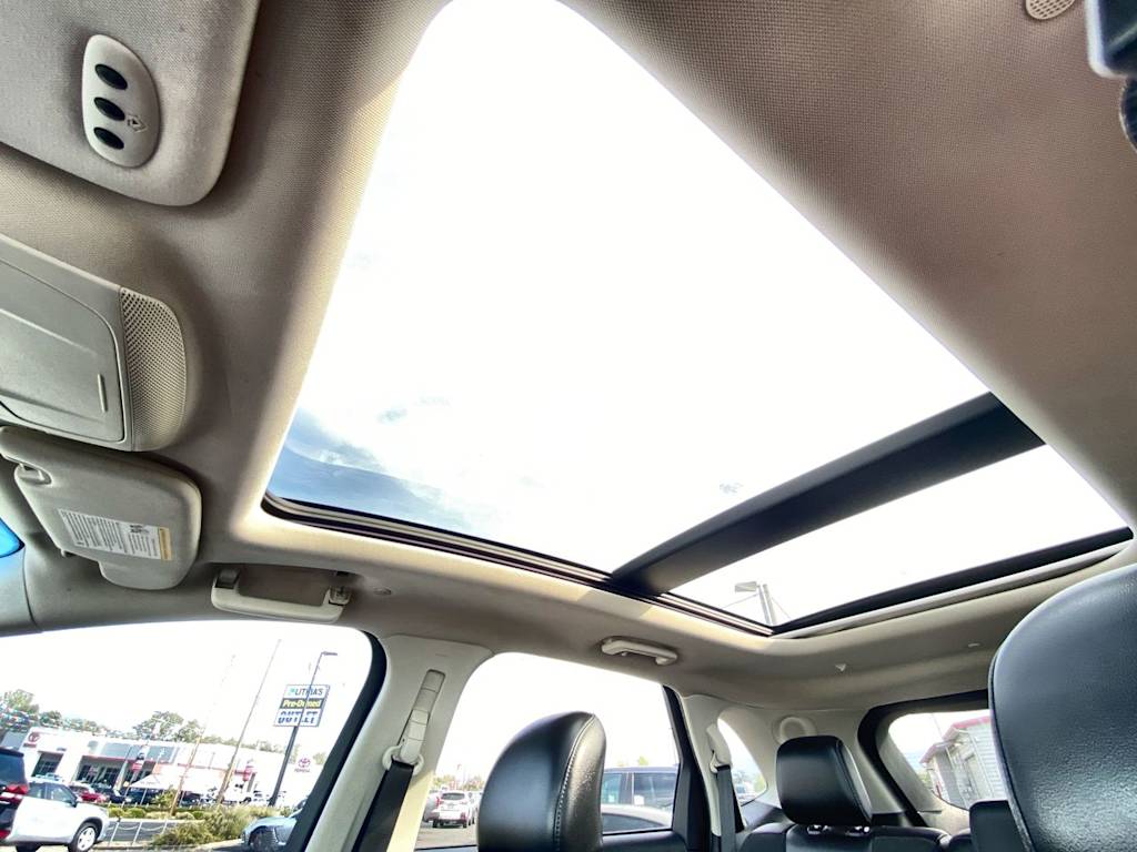 Thumbnail: 2018 Ford Edge - 26