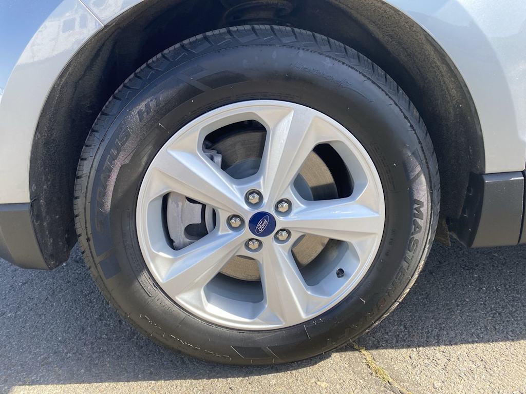 2022 Ford Edge SE 6