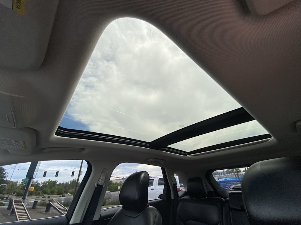 Thumbnail: 2016 Ford Edge - 26
