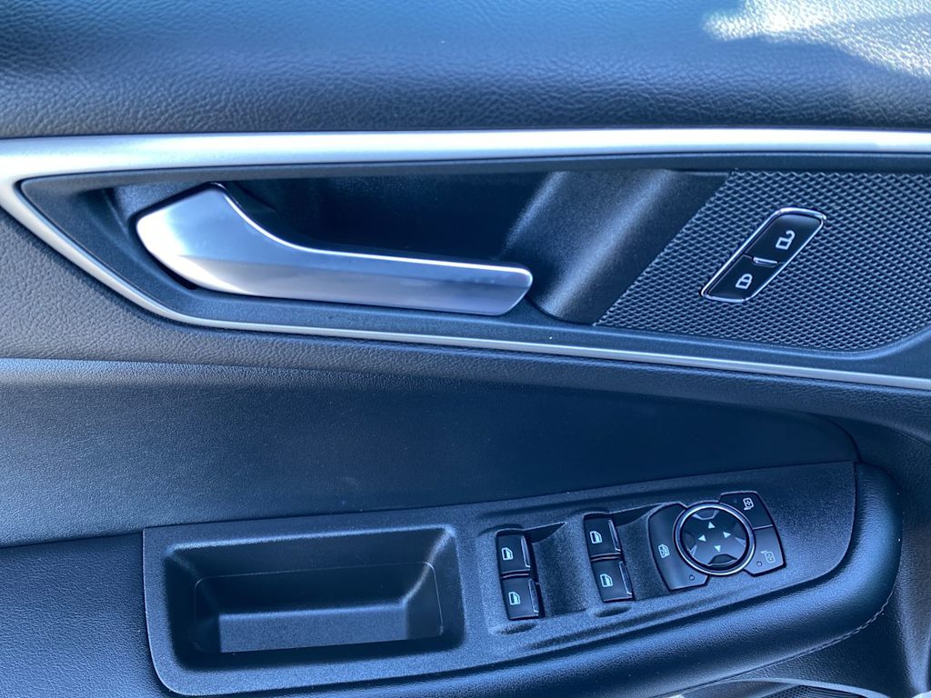 Thumbnail: 2024 Ford Edge - 21