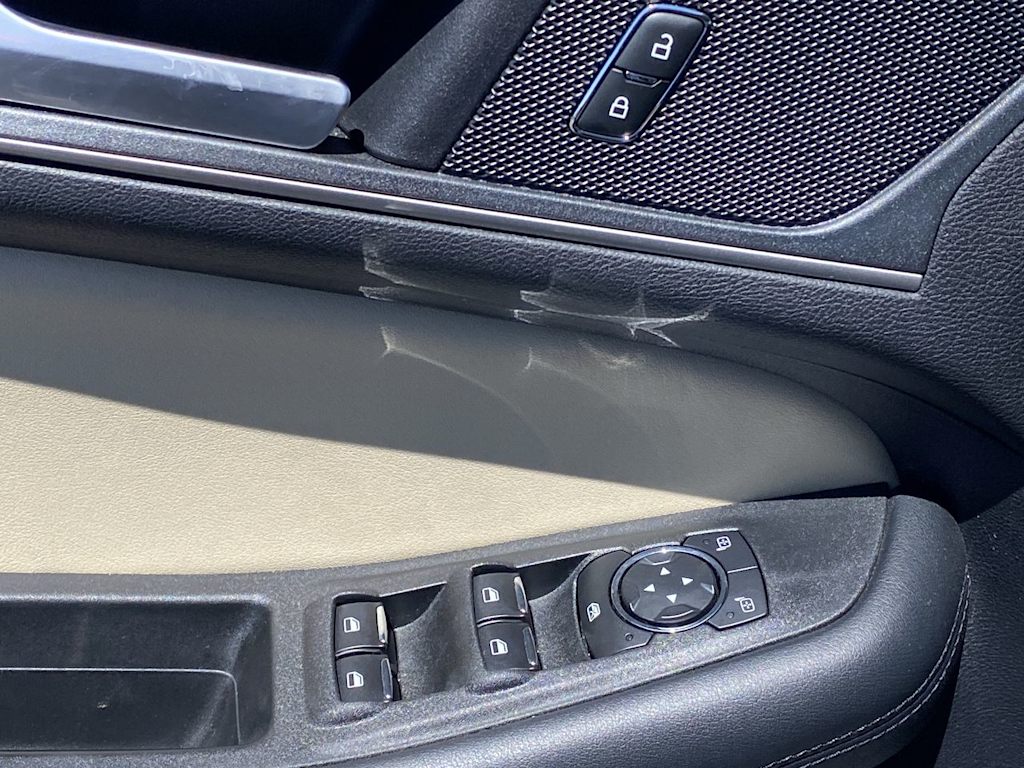 Thumbnail: 2021 Ford Edge - 20