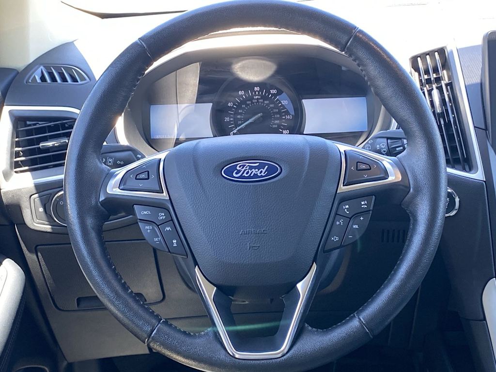 Thumbnail: 2021 Ford Edge - 2