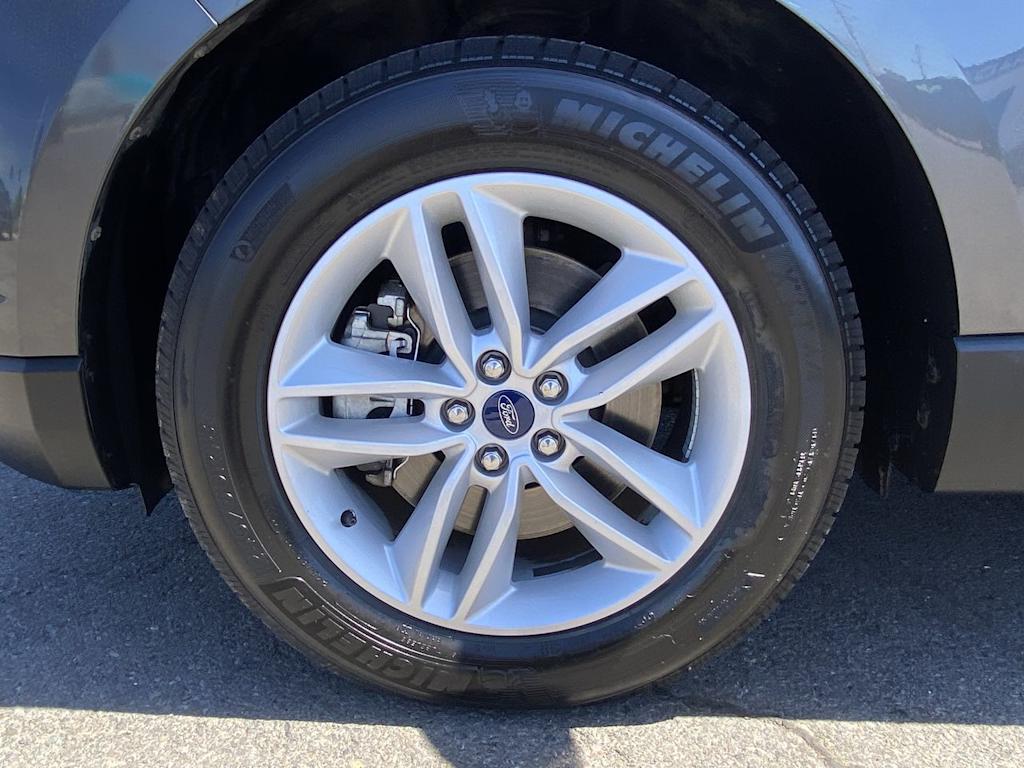 Thumbnail: 2018 Ford Edge - 5