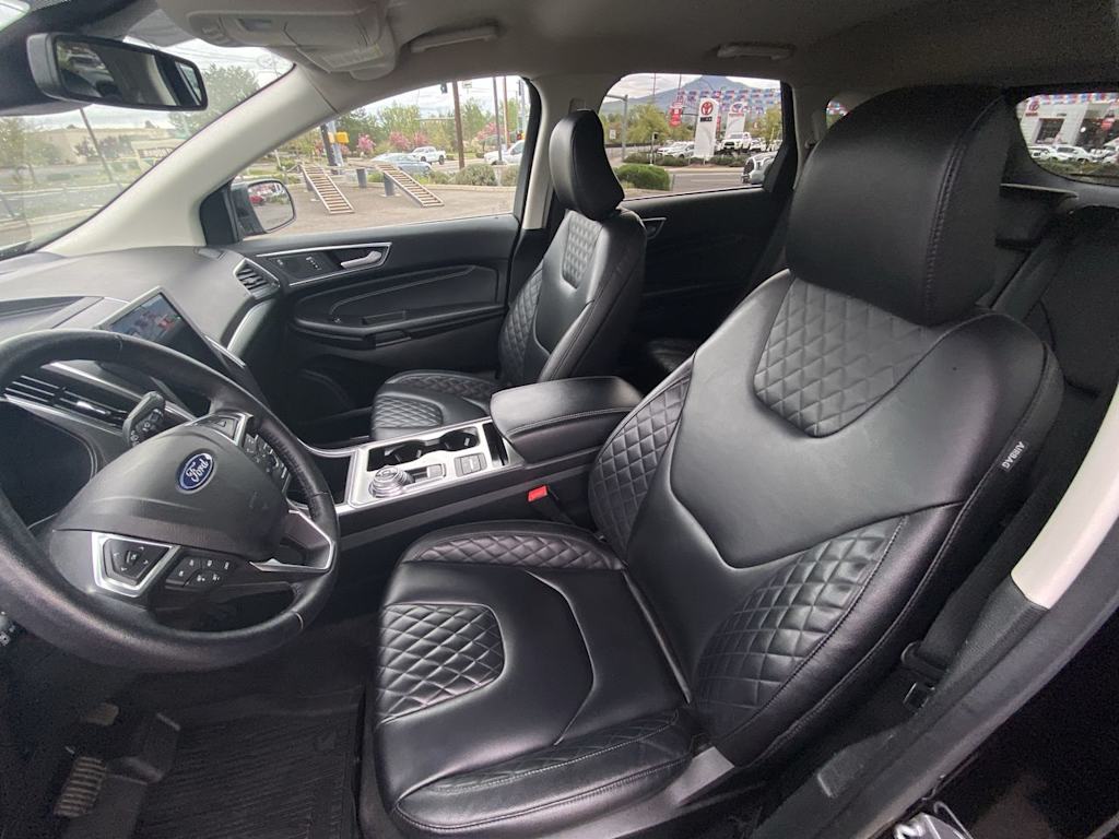 Thumbnail: 2023 Ford Edge - 7