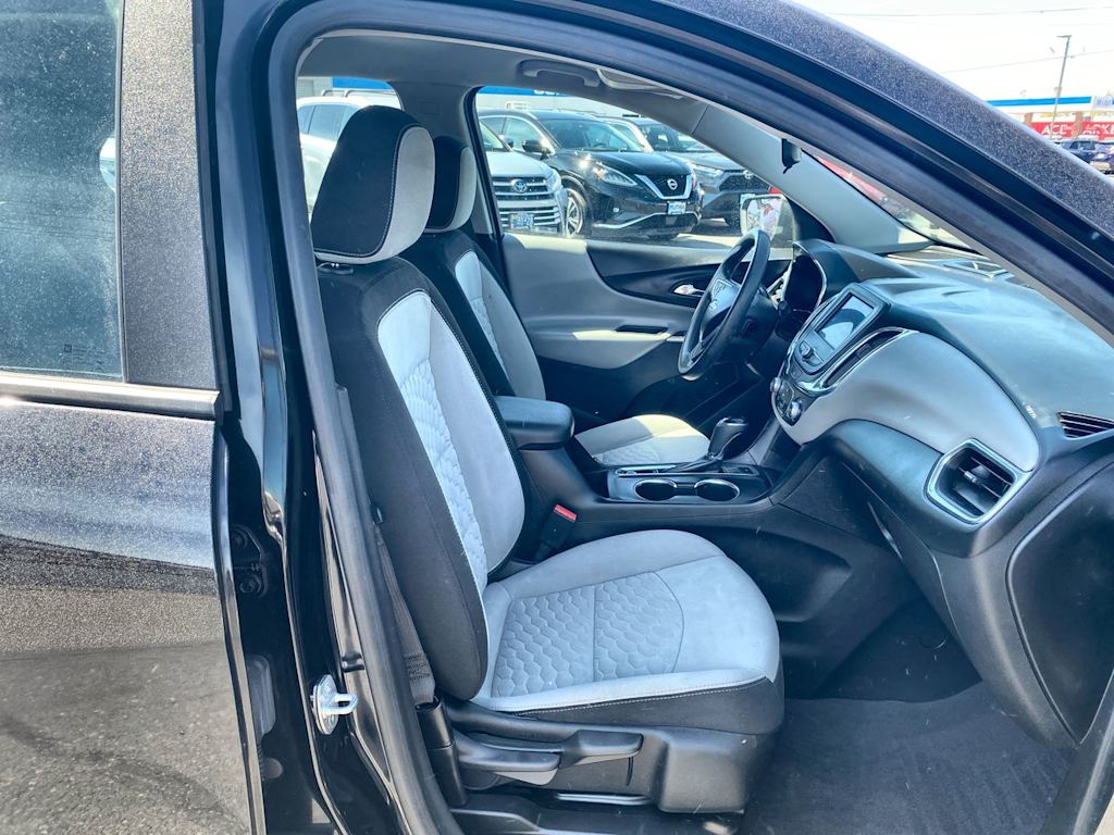 Thumbnail: 2020 Chevrolet Equinox - 10