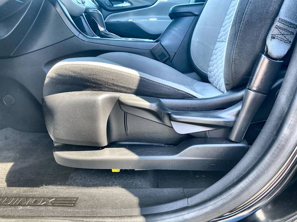 Thumbnail: 2020 Chevrolet Equinox - 20