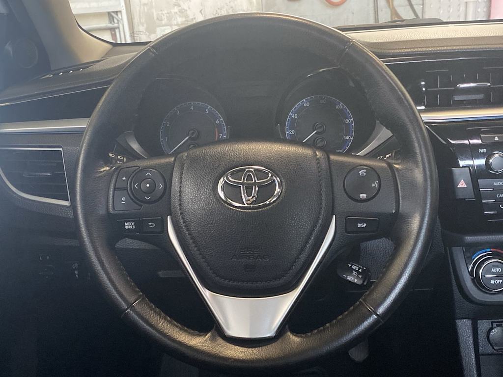 Thumbnail: 2016 Toyota Corolla - 2