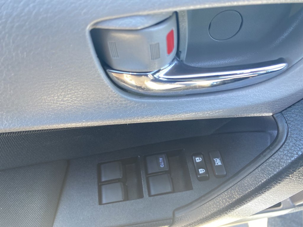 Thumbnail: 2015 Toyota Corolla - 20