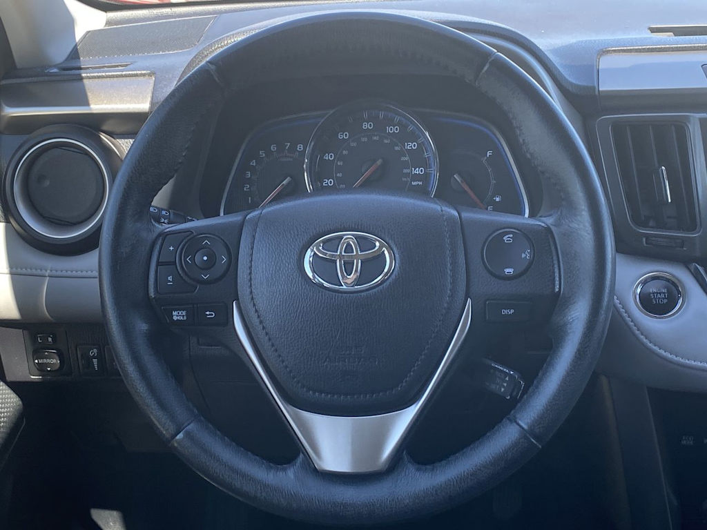 Thumbnail: 2015 Toyota RAV4 - 2